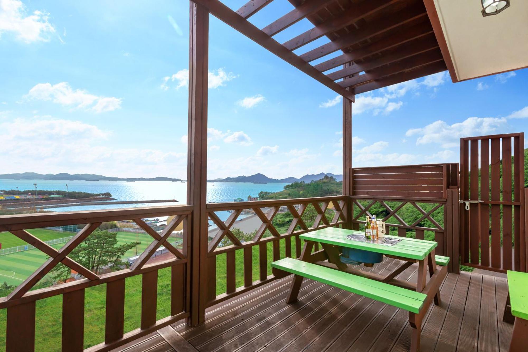 Namhae New Island Pension ภายนอก รูปภาพ